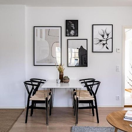 Beautiful And Modern Accommodation Near Stockholm City Exterior foto