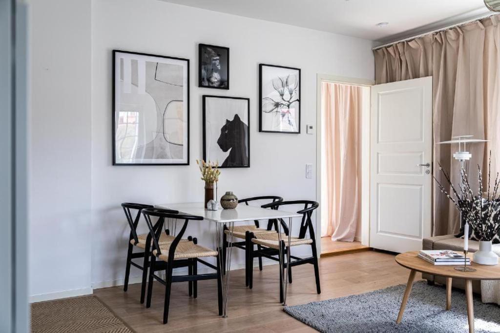 Beautiful And Modern Accommodation Near Stockholm City Exterior foto